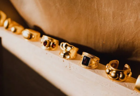 What is a spinner ring and how does it work - Gthic.com