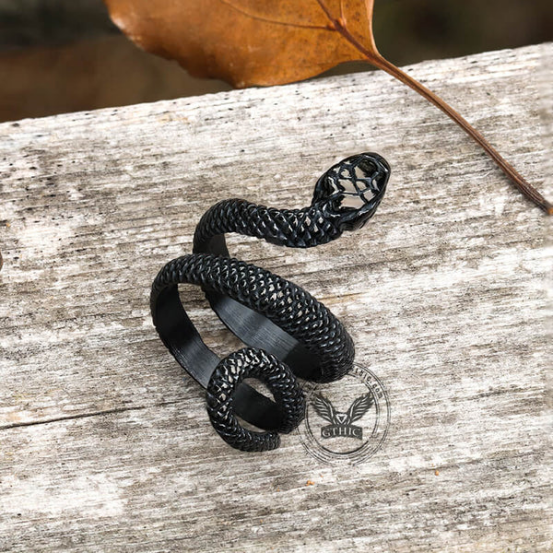 COILED SNAKE STAINLESS STEEL RING-Gthic.com