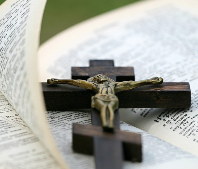 How to choose the Christian rings-Gthic.com