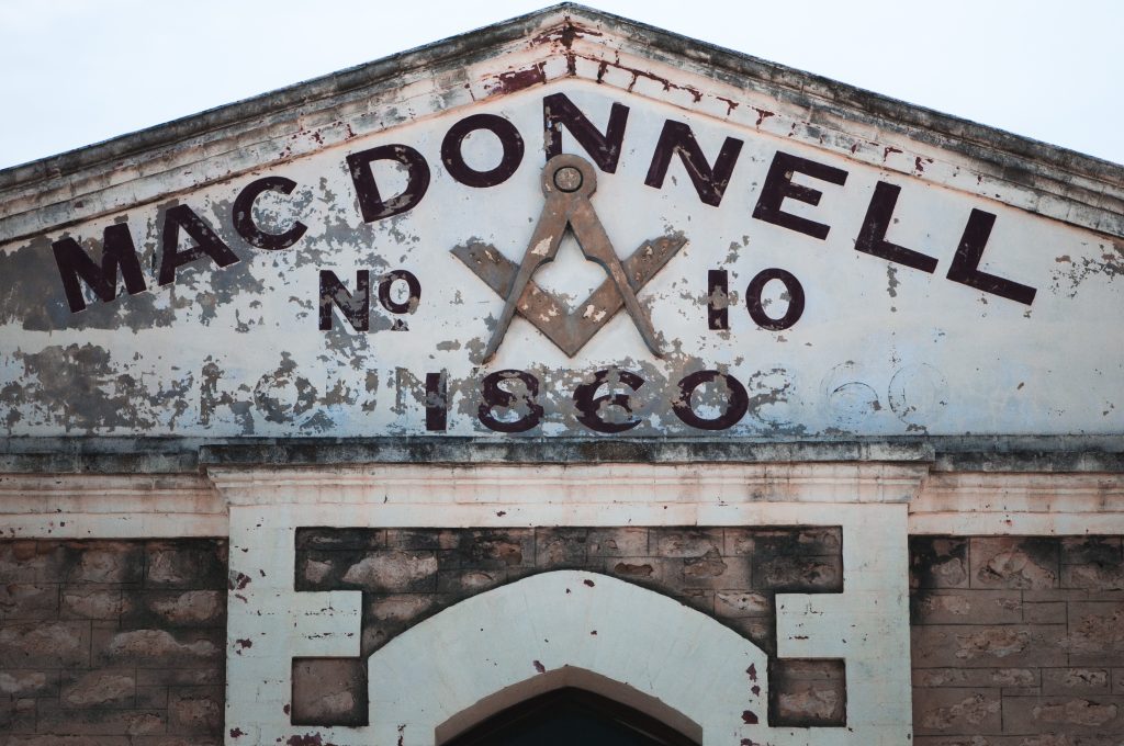 A Freemason lodge with iconic symbol