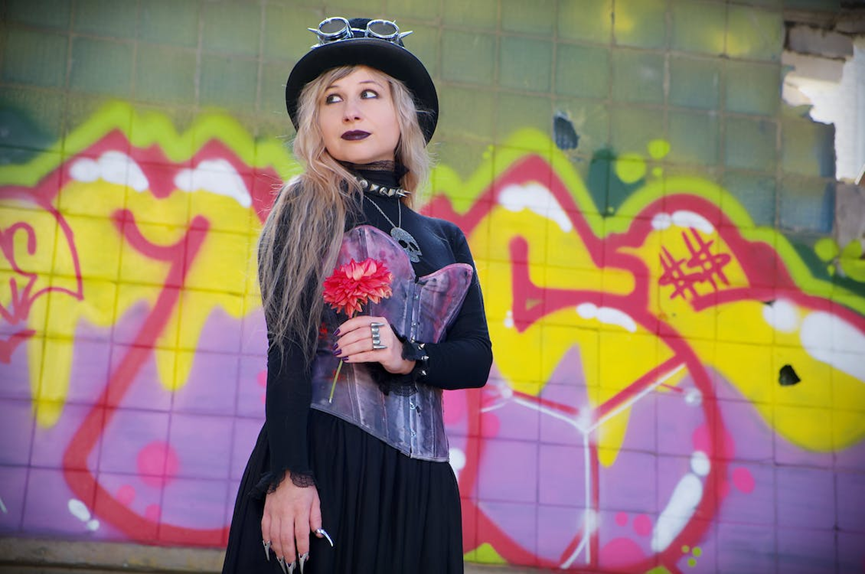 A woman dress within emo goth fashion - Gthic.com