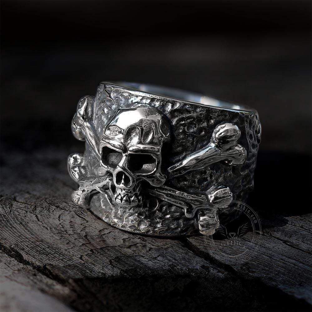 CROSSBONES PIRATE STAINLESS STEEL SKULL RING - GTHIC