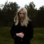 model in grunge styles